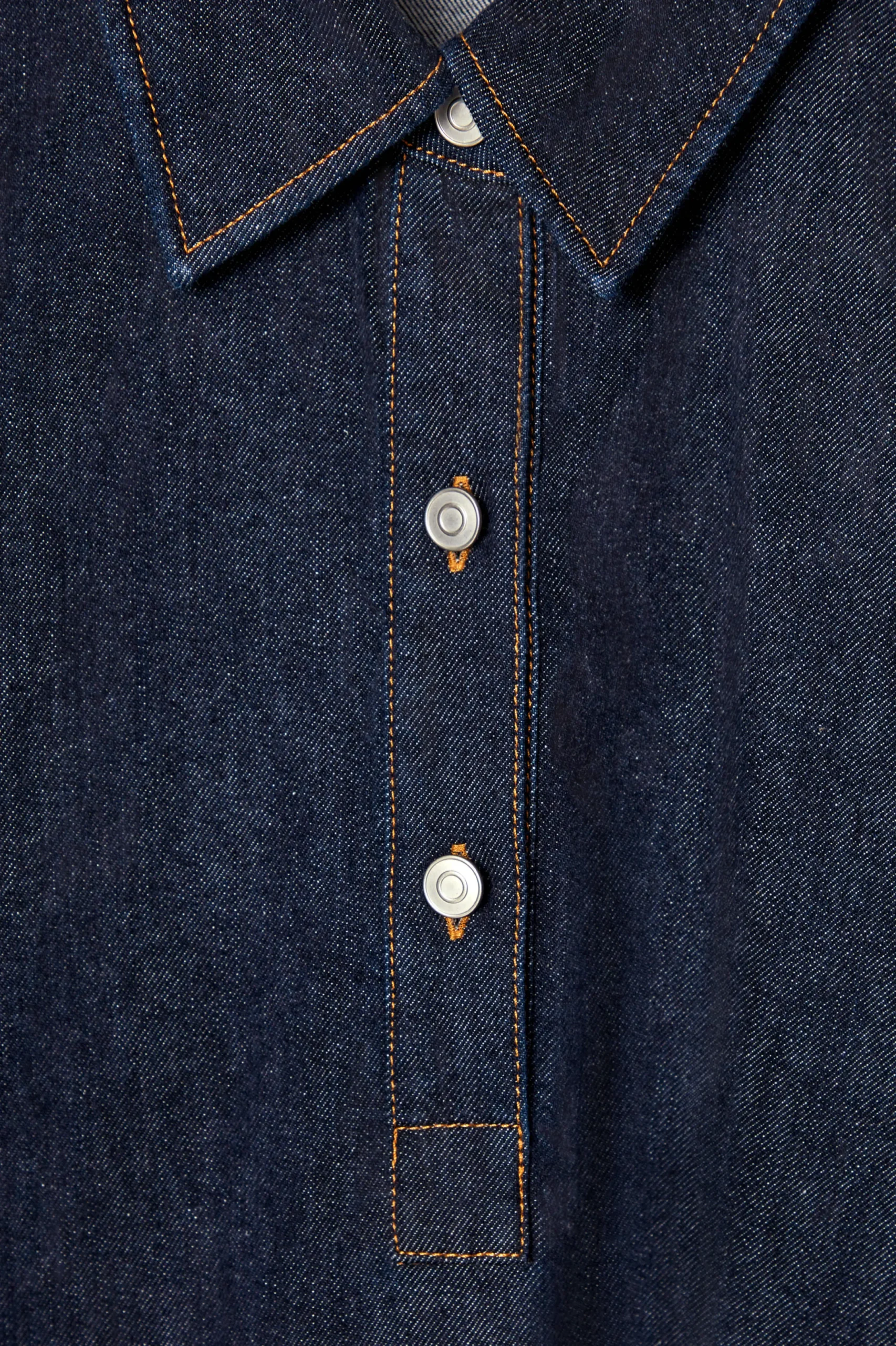 COS Klänningar & Jumpsuits | Utvald Denim*A-LINJESKUREN SKJORTKLÄNNING I DENIM MED MINILÄNGD