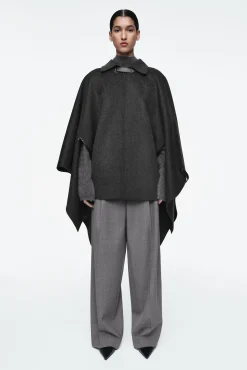 COS Jackor & Kappor | Stickat*CAPE I DUBBELSIDIG MERINOULL