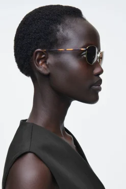 COS Solglasögon | Strandaccessoarer*CAT-EYE-SOLGLASÖGON MED METALLRAM