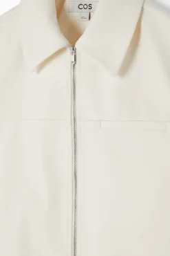 COS Jackor & Kappor*CROPPAD JACKA I TWILL MED DRAGKEDJA