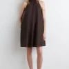 COS Klänningar & Jumpsuits | Nyheter*DRAPERAD MINIKLÄNNING MED HALTERNECK
