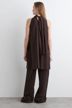 COS Klänningar & Jumpsuits | Nyheter*DRAPERAD MINIKLÄNNING MED HALTERNECK