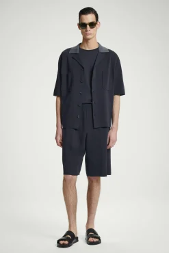 COS Matchande Set | Shorts*DUBBELSIDIGA STICKADE OVERSIZE-BERMUDASHORTS