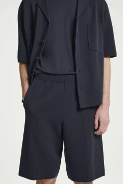 COS Matchande Set | Shorts*DUBBELSIDIGA STICKADE OVERSIZE-BERMUDASHORTS