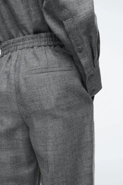 COS Kavajer & Skräddat | Byxor*ELASTICATED WOOLFLANNEL TROUSERS