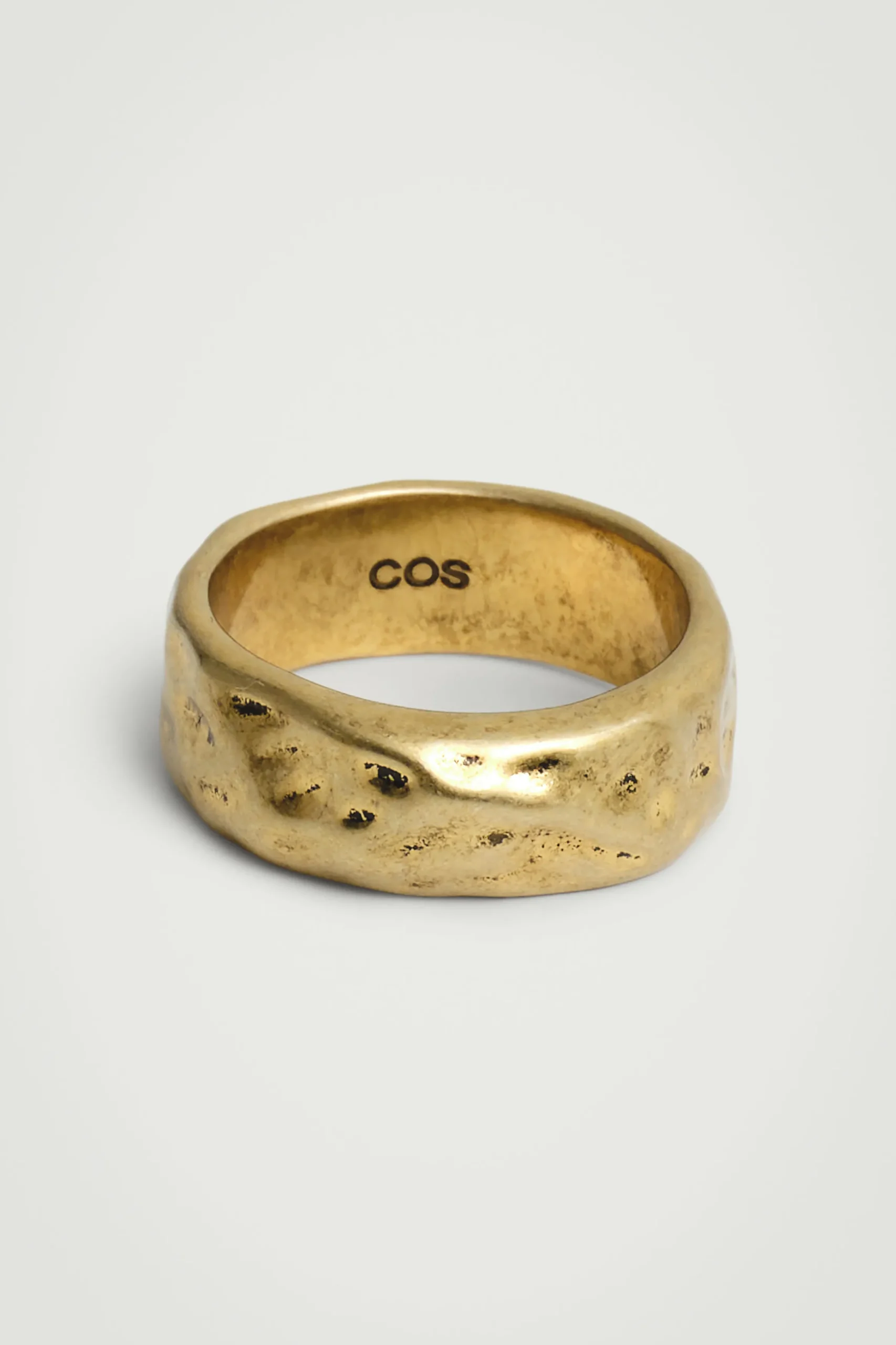 COS Smycken*HAMRAD GROV RING