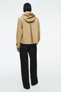 COS Jackor & Kappor*KORT TRENCHCOAT MED AVTAGBAR HUVA