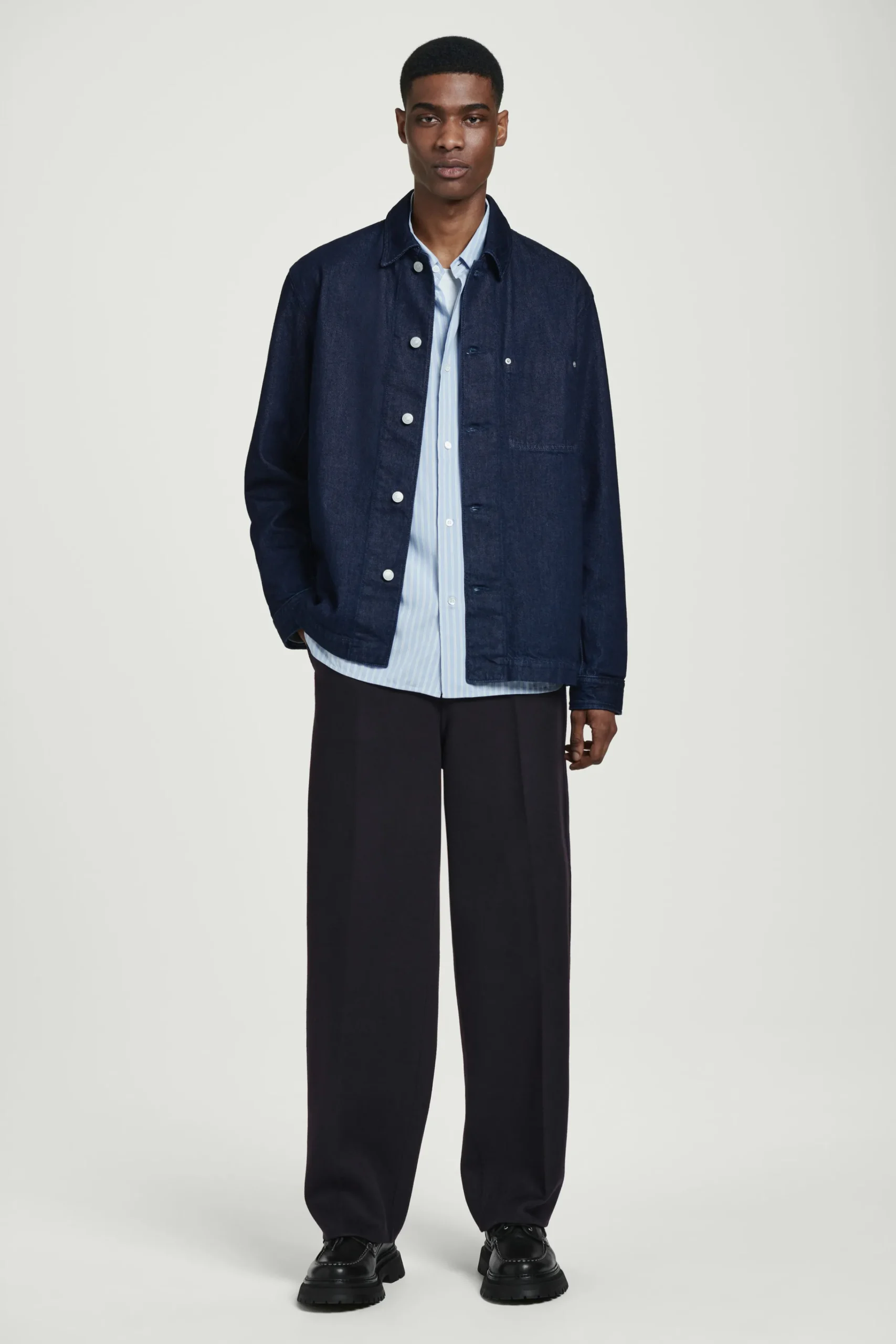 COS Jackor & Kappor | Skjortor*OVERSHIRT I DENIM MED LEDIG PASSFORM