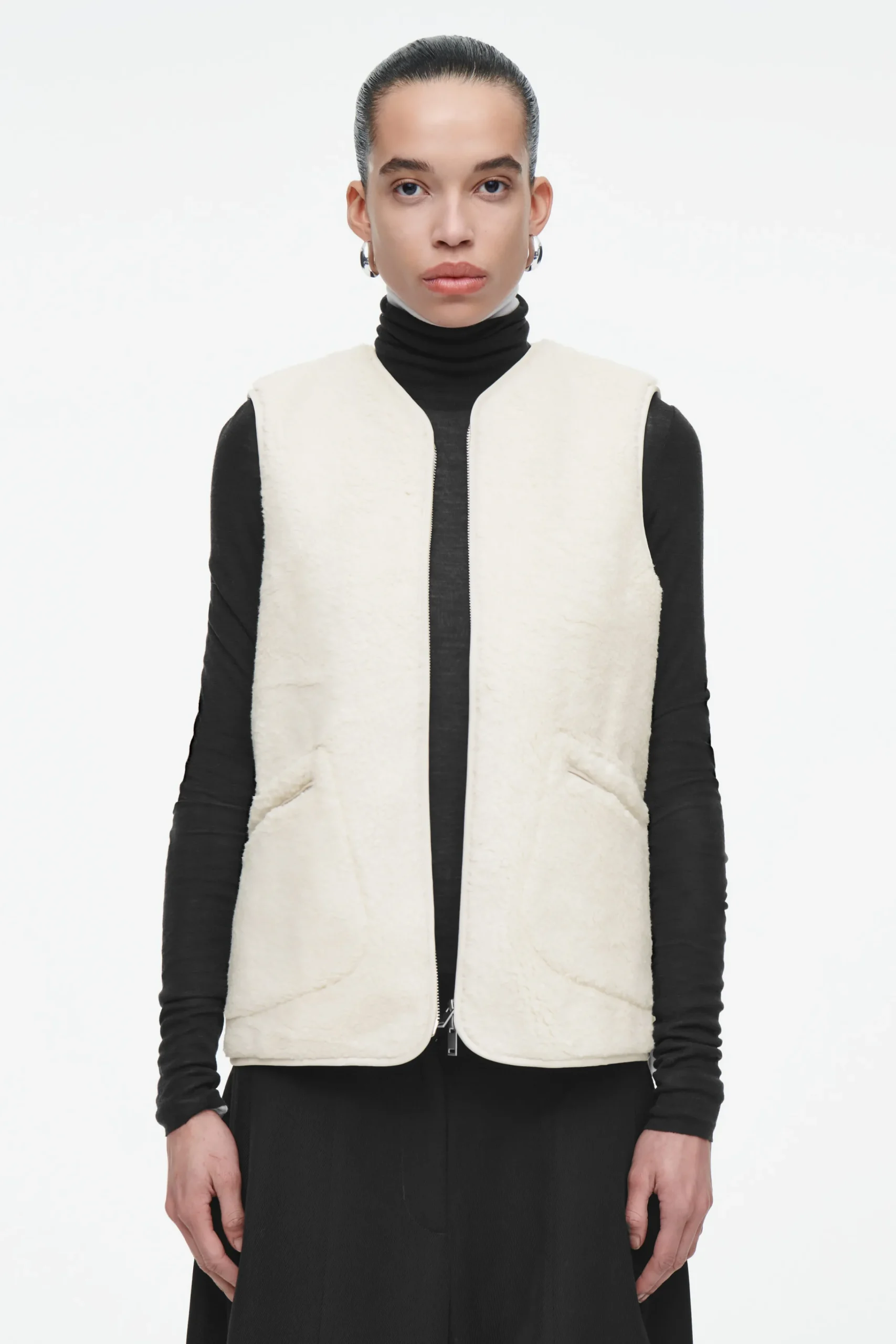 COS Jackor & Kappor*OVERSIZE JACKA I FAUX SHEARLING
