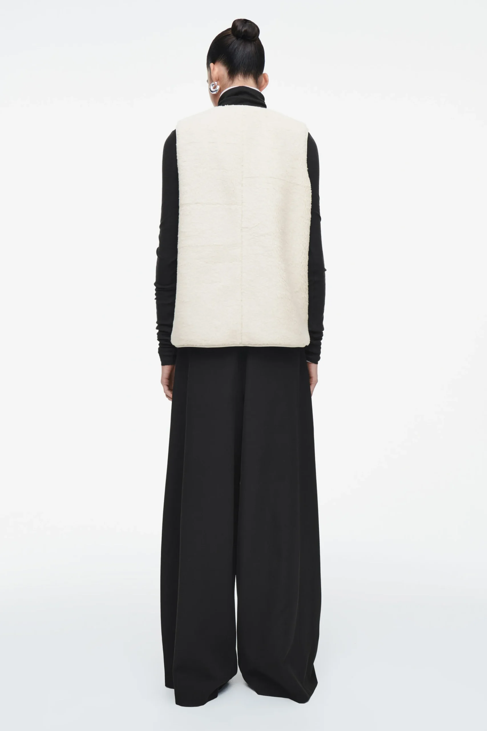 COS Jackor & Kappor*OVERSIZE JACKA I FAUX SHEARLING