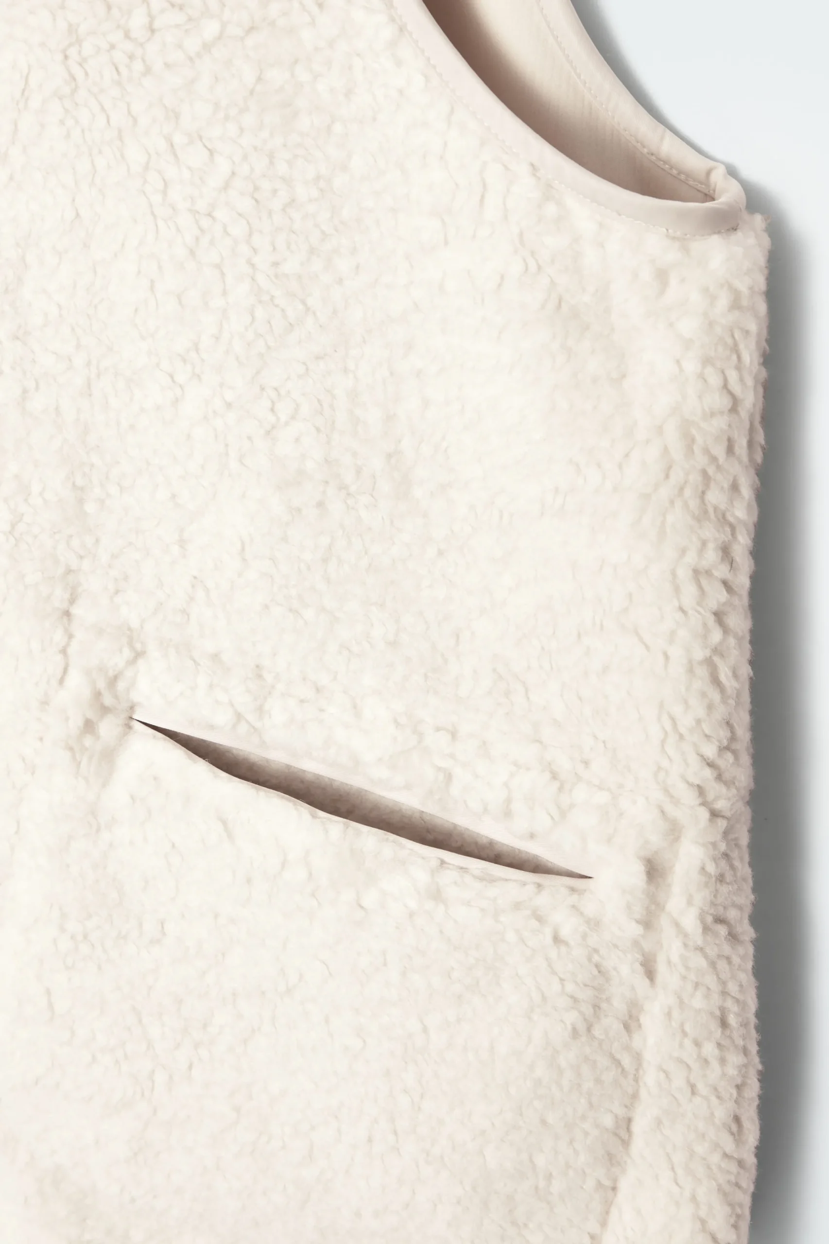 COS Jackor & Kappor*OVERSIZE JACKA I FAUX SHEARLING