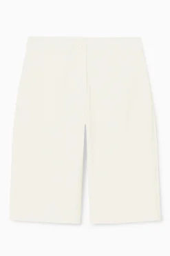 COS Byxor | Shorts*PLISSERADE BERMUDASHORTS