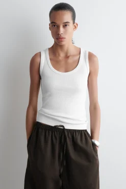 COS T-shirts | Toppar*RIBBSTICKAT LINNE MED RUND HALS