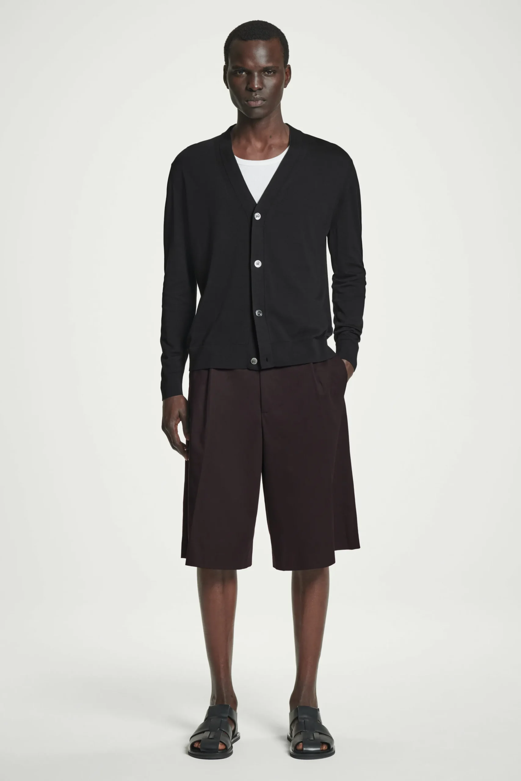 COS Shorts | Byxor*SKRÄDDADE SHORTS MED VIDA BEN