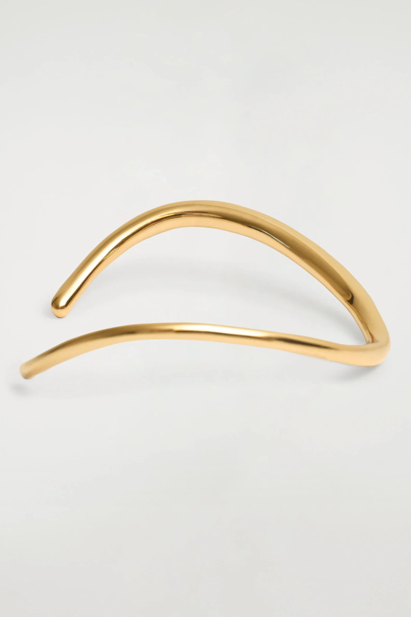 COS Smycken | Nyheter*SKULPTERAT ARMBAND