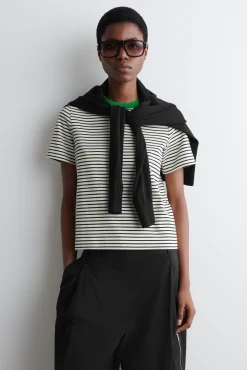 COS T-shirts | Toppar*STILRENT SKUREN T-SHIRT