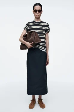COS T-shirts | Toppar*STILRENT SKUREN T-SHIRT