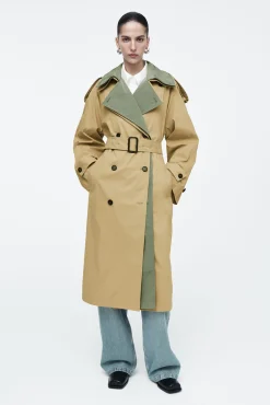COS Jackor & Kappor*TRENCHCOAT MED FLERA LAGER OCH DUBBELKNÄPPNING