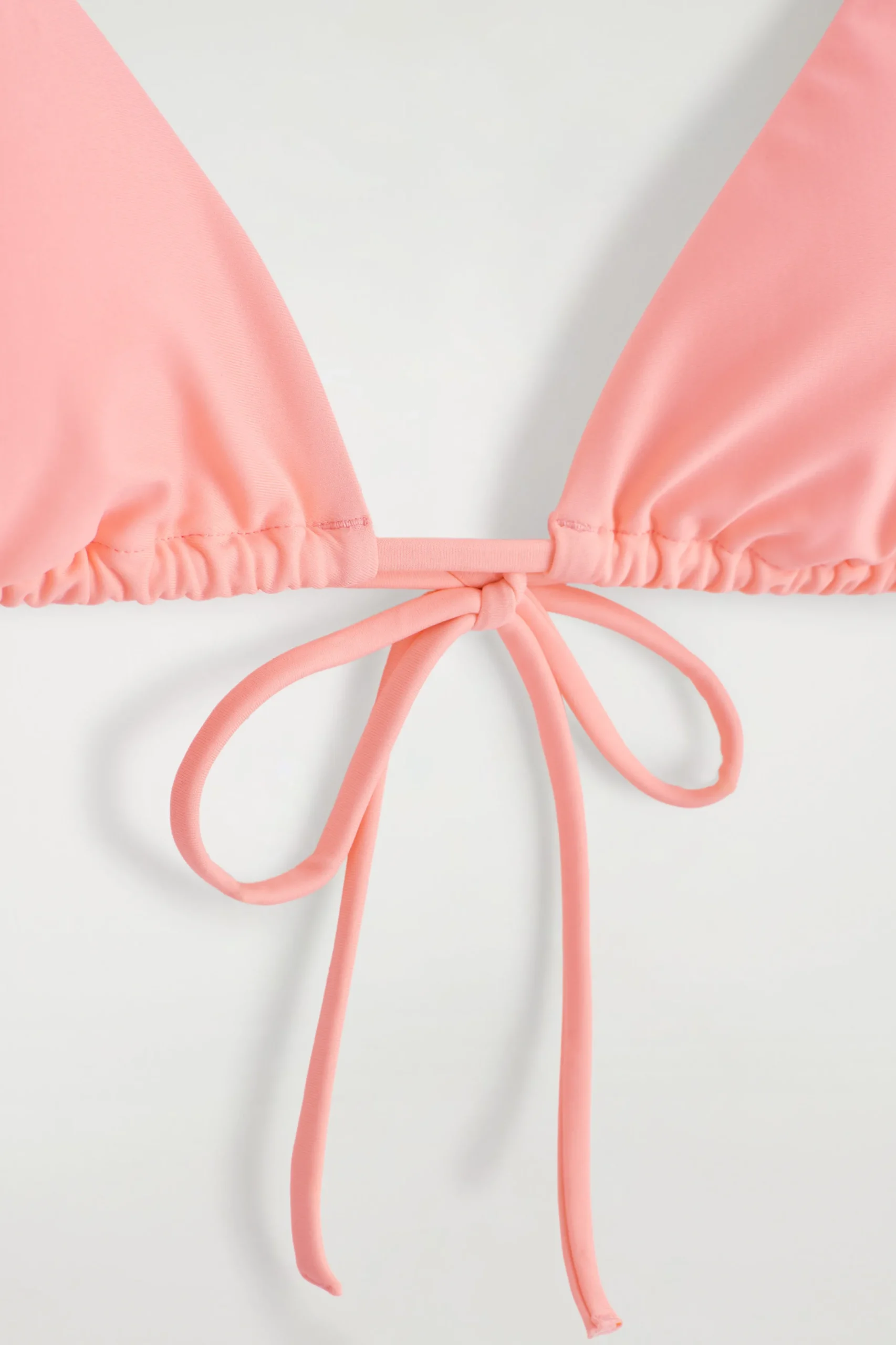 COS Badkläder | Nyheter*TRIANGLE BIKINI TOP