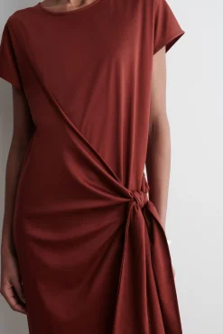 COS Klänningar & Jumpsuits | Nyheter*T-SHIRTKLÄNNING MED OMLOTTKNYTNING