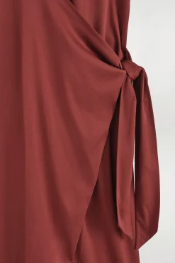 COS Klänningar & Jumpsuits | Nyheter*T-SHIRTKLÄNNING MED OMLOTTKNYTNING