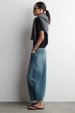 COS Utvald Denim*TWINE BARREL-LEG JEANS